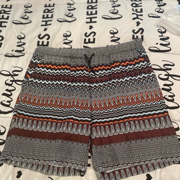 Men’s shorts set and leisure shorts - Picture 3 of 3